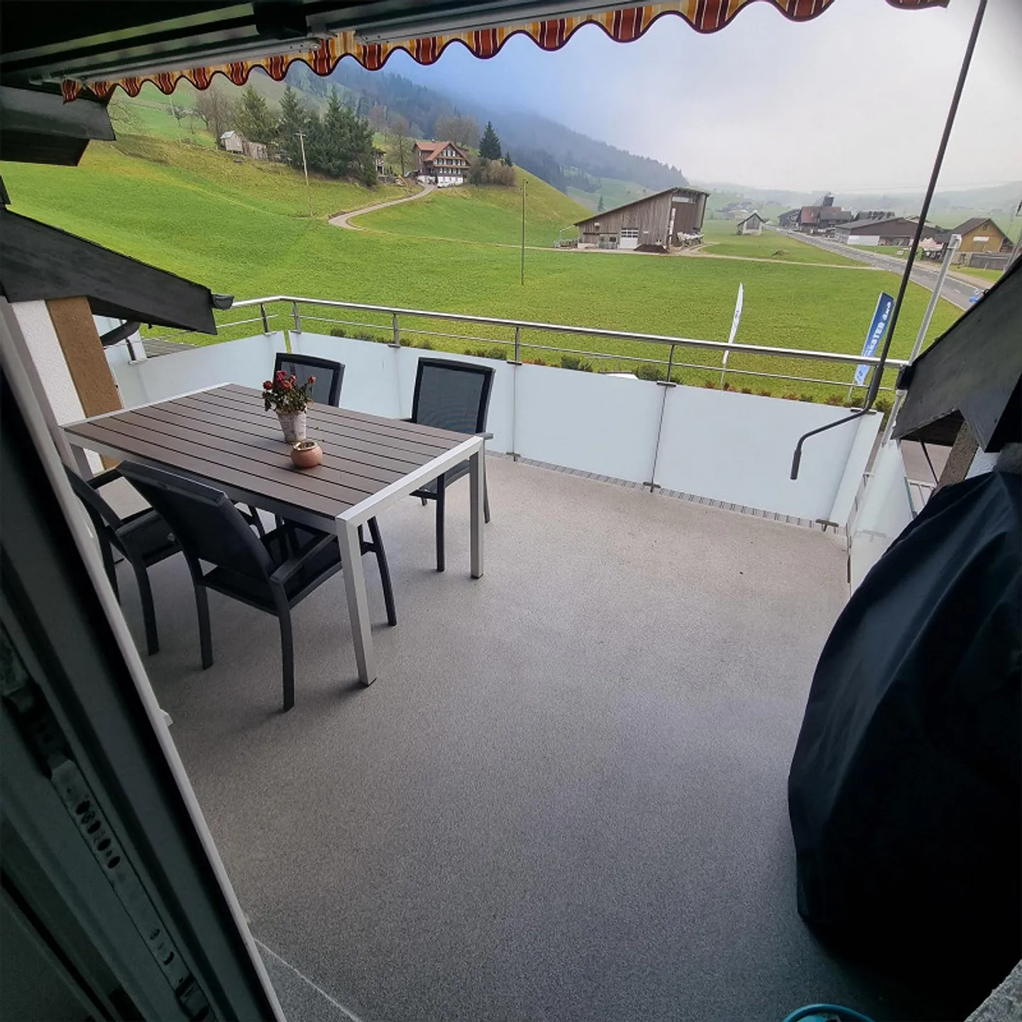 Appartement 4 1/2 pièces à Ennetmoos - Photo 2 sur 11