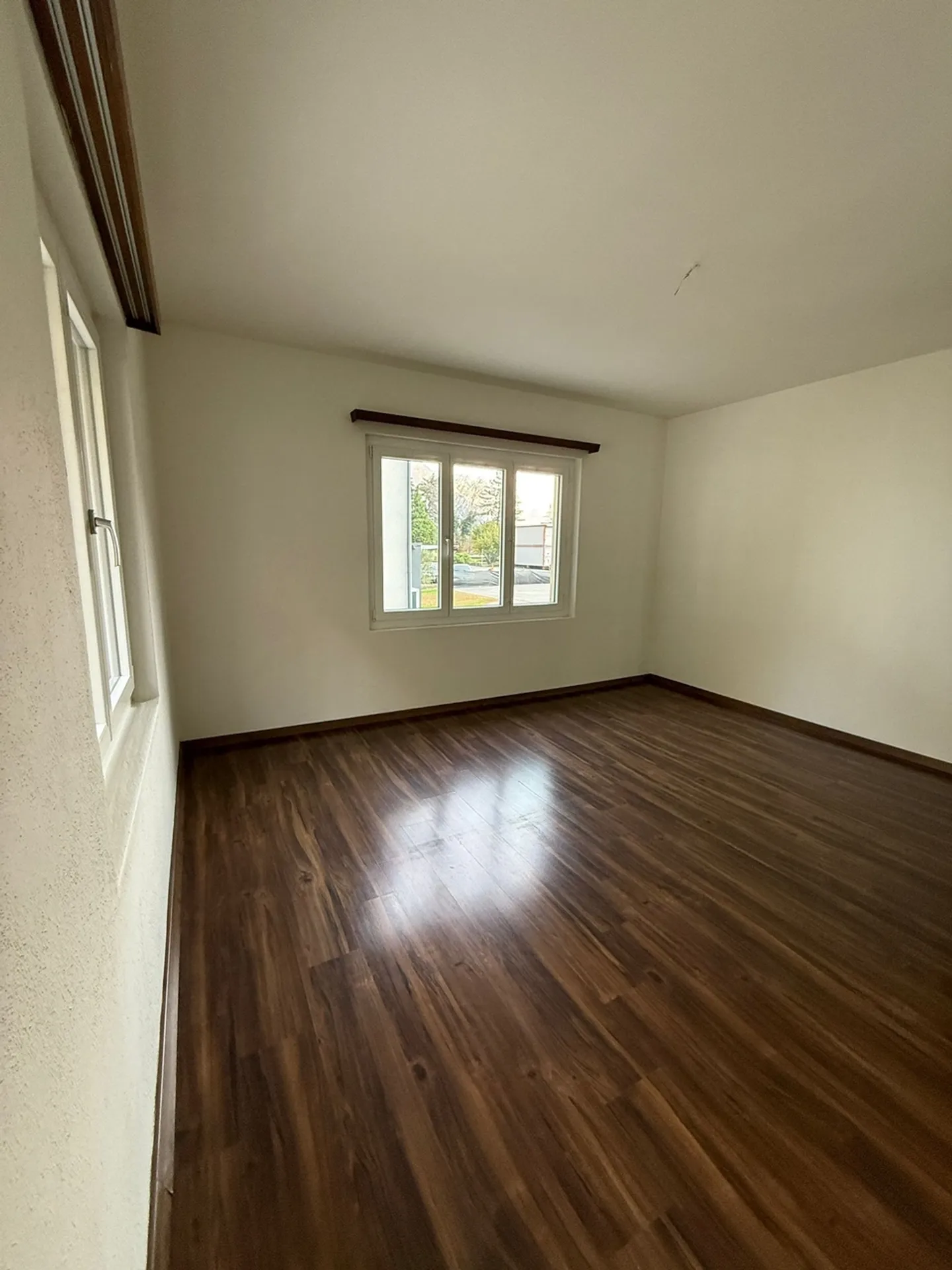 Elegant detached house with 4.5 rooms and mountain views in Pollegio - Photo 6 of 13