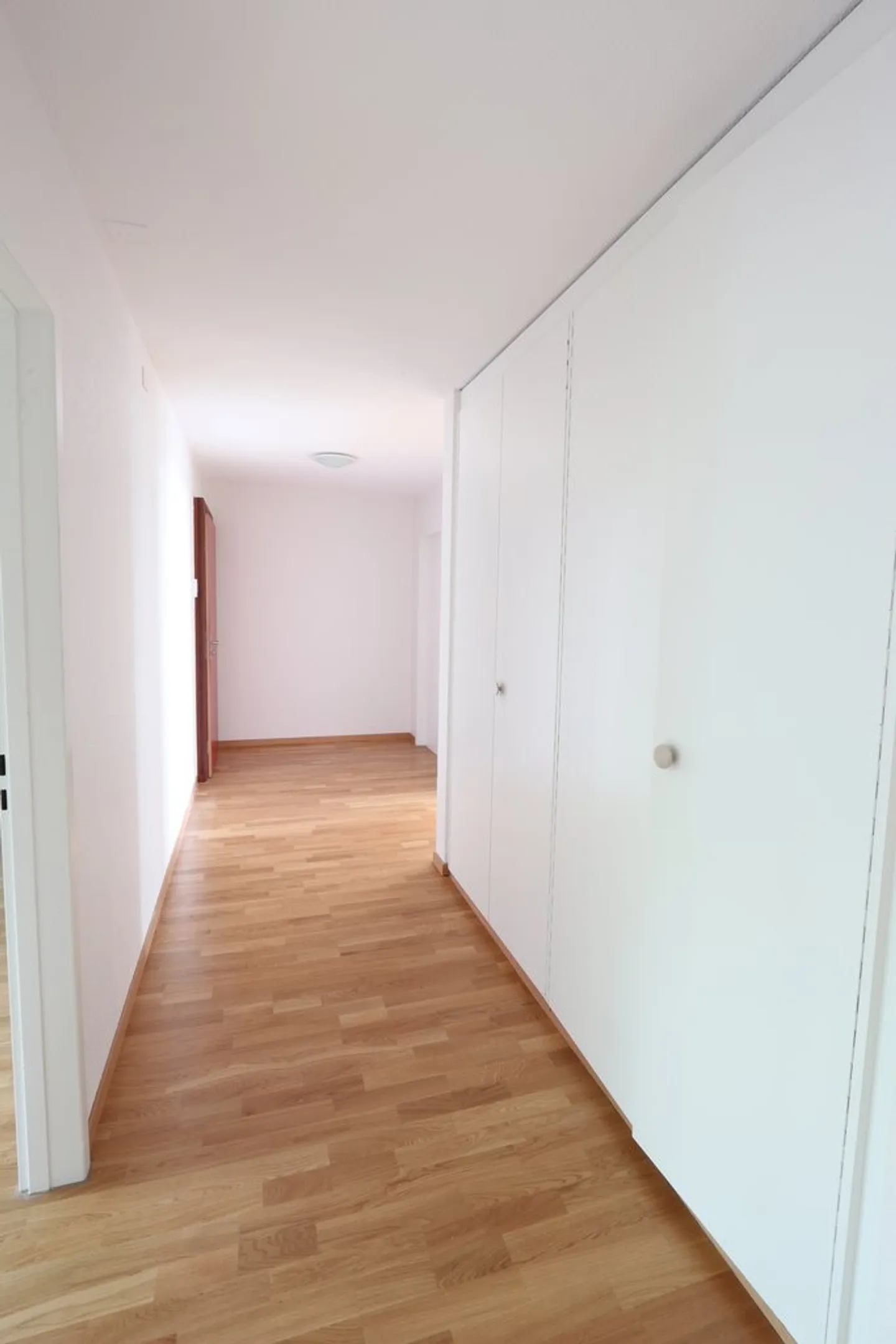 Apartment for rent - Photo 3 of 7