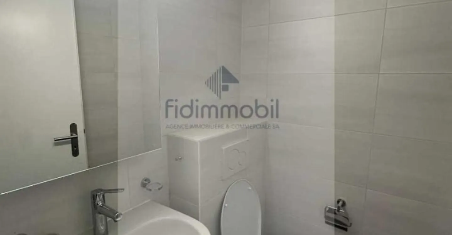 Appartement Rénové dans Quartier Calme - Photo 9 sur 9