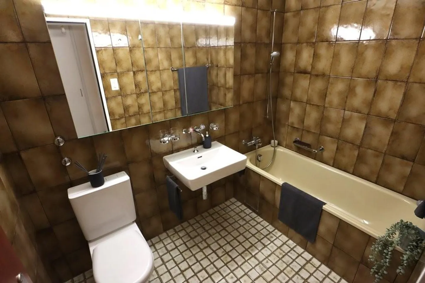 Your new home in Gellert with hobby room and private washing tower - Photo 6 of 8