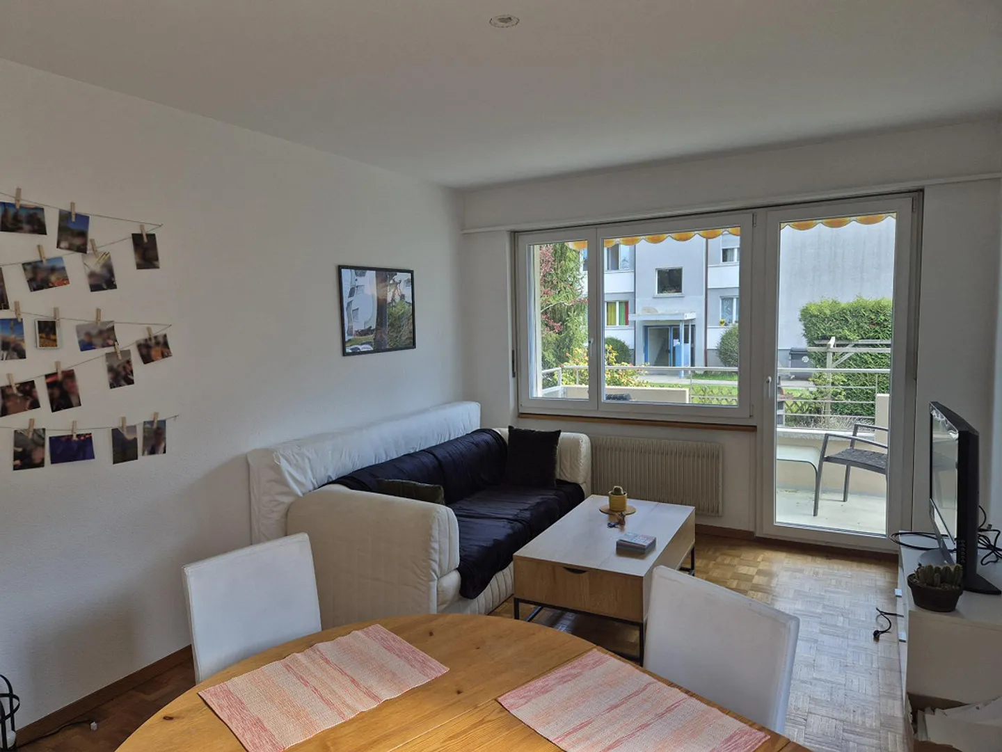 Bright Room in Student Shared Flat: 15' from Bern Train Station - Photo 4 of 8