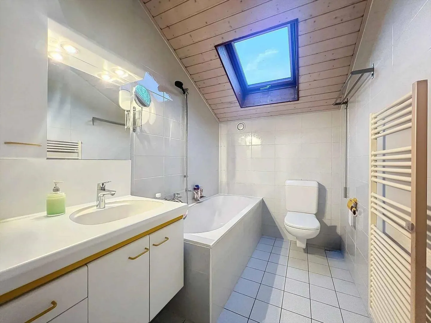 Per investitori - Piacevole appartamento duplex di 4 stanze - Foto 6 di 9