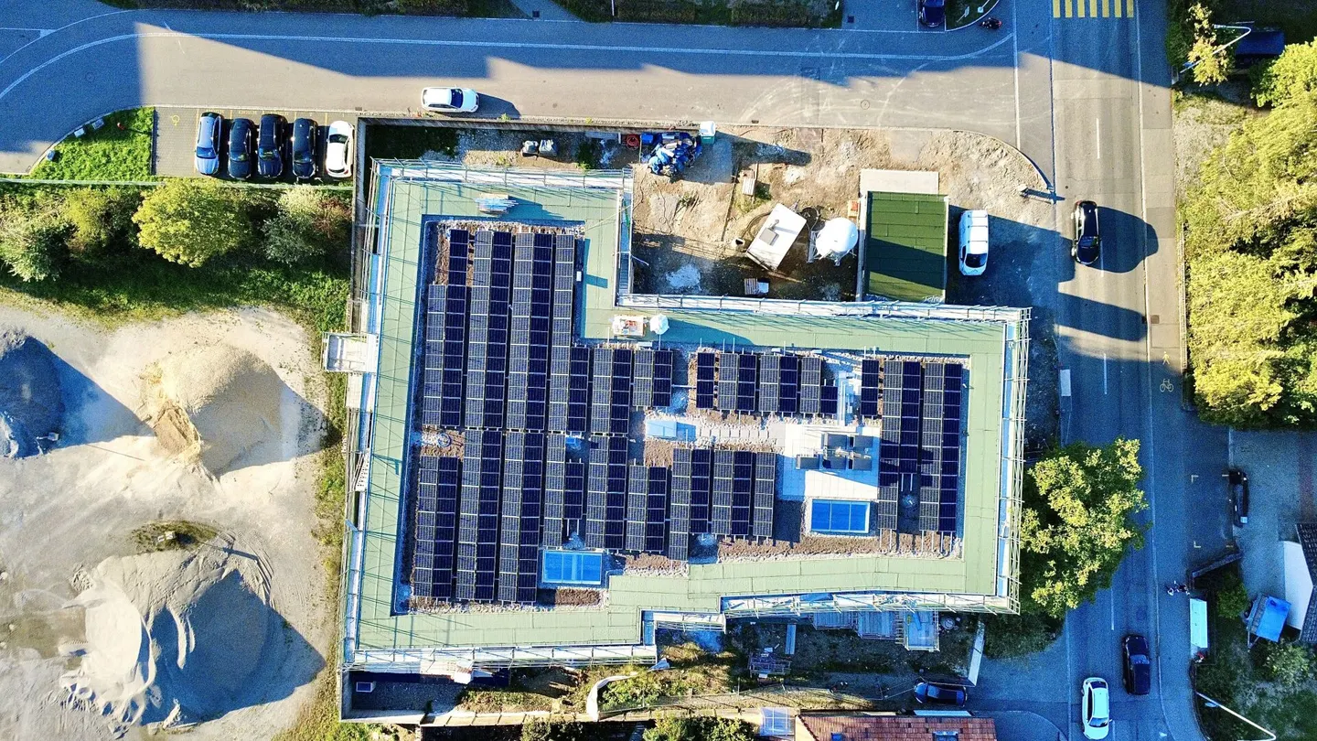 Appartamento nuovo di 2,5 locali al piano terra di alta qualità con possibilità di personalizzazione a Oftringen! - Foto 6 di 7