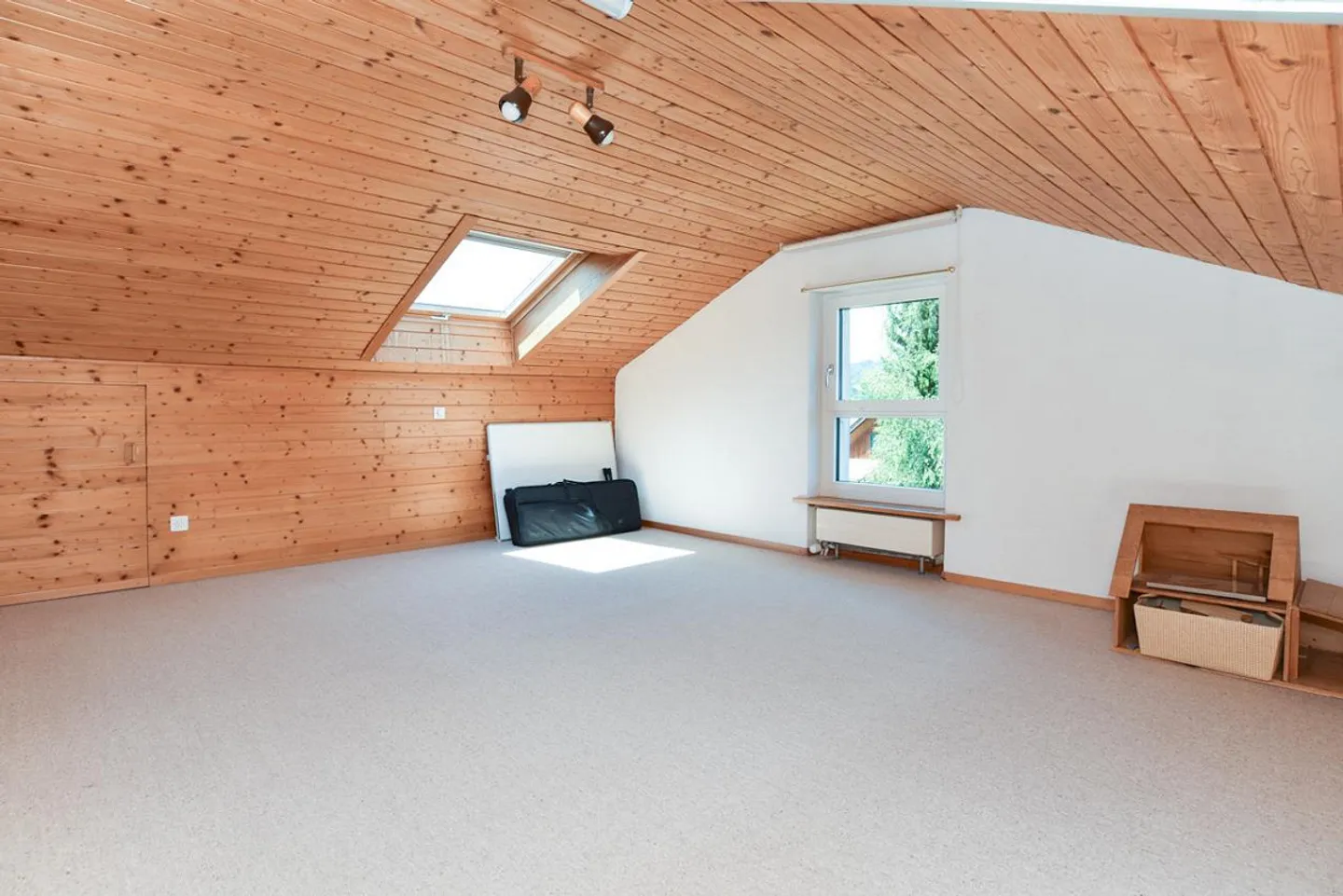 Una casa in una posizione tranquilla con spazio, luce e molta privacy - Foto 12 di 15