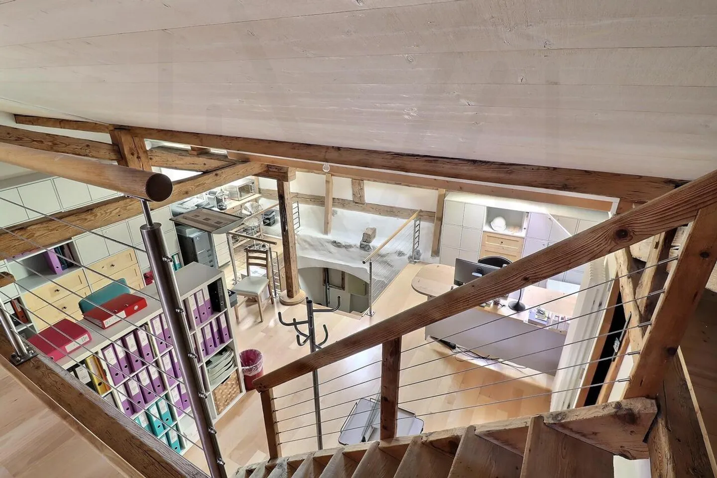 Splendide immeuble historique du 15ᵉ siècle avec local commercial et appartements - Photo 6 sur 17