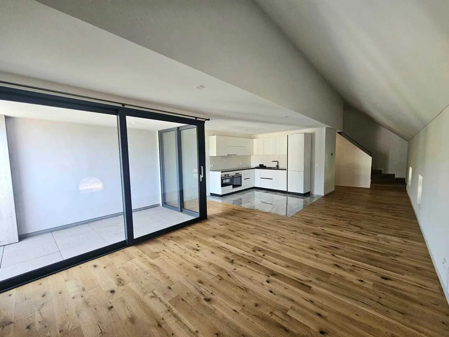 Charming 3.5-Room Apartment - Photo 1 of 10