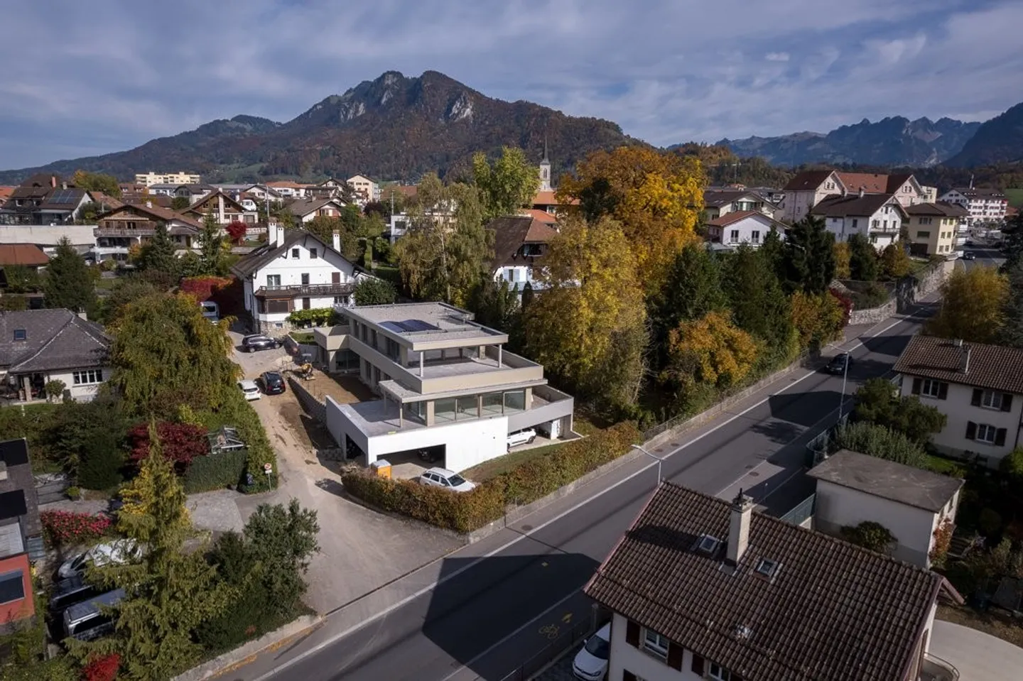 Oggetto raro, 5.5 stanze a CHF 2'860.-/mese spese incluse - Foto 1 di 5
