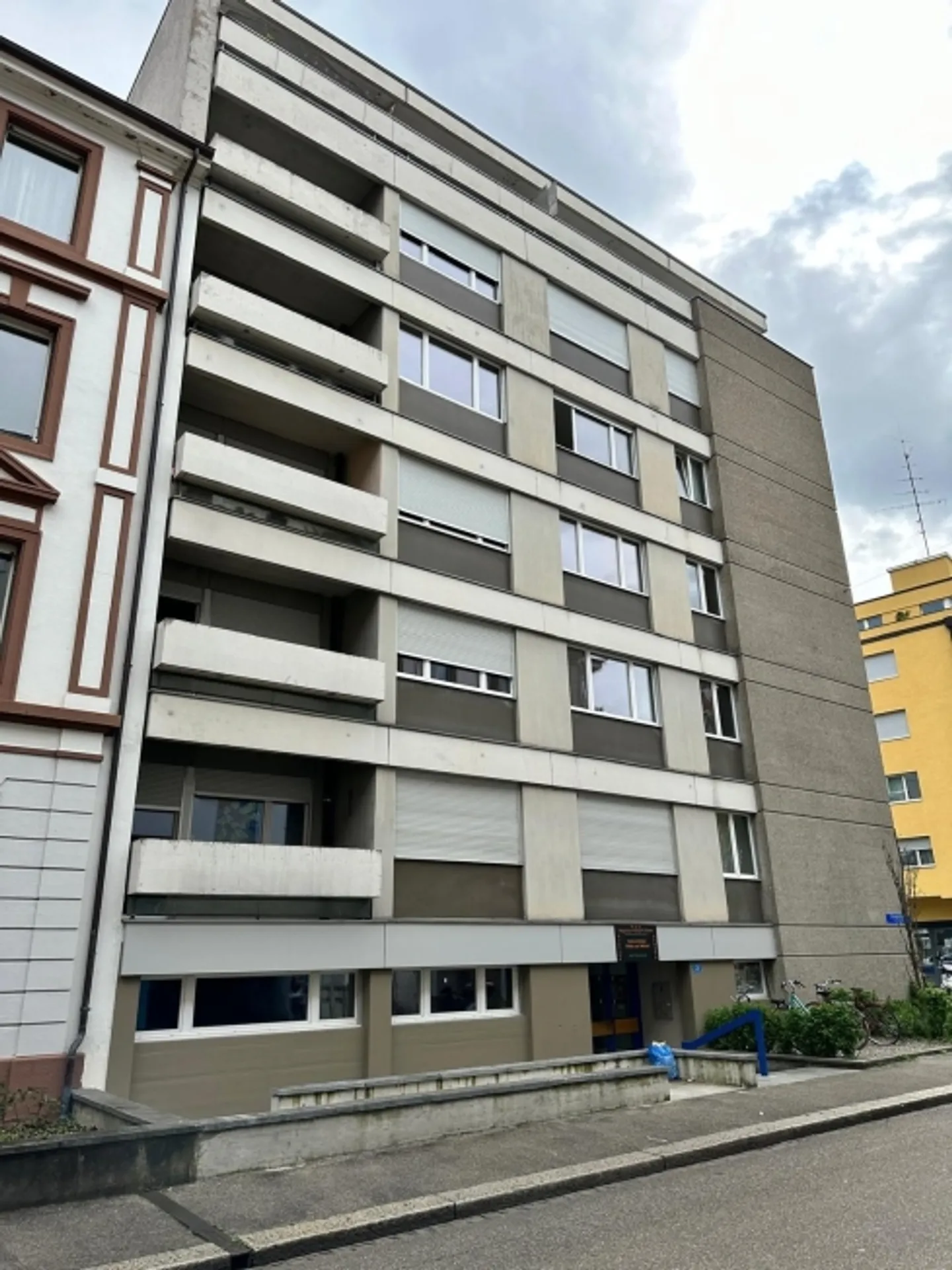 «Schöne 2.5 Zimmer-Wohnung am Musical Theater» - Foto 1 von 9