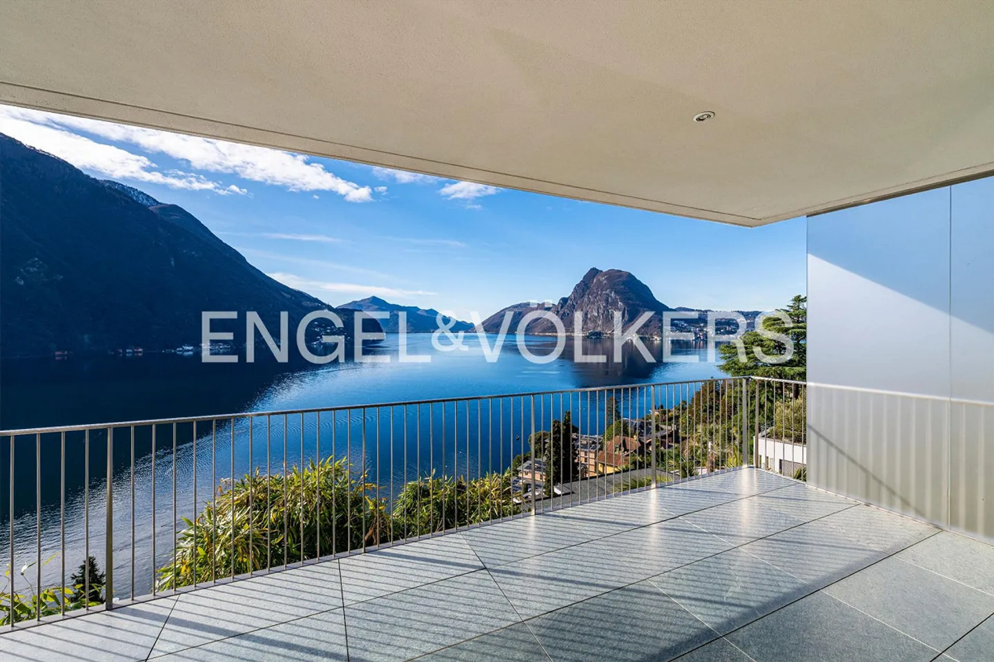 Chalet mit atemberaubendem Seeblick - Foto 7 von 18