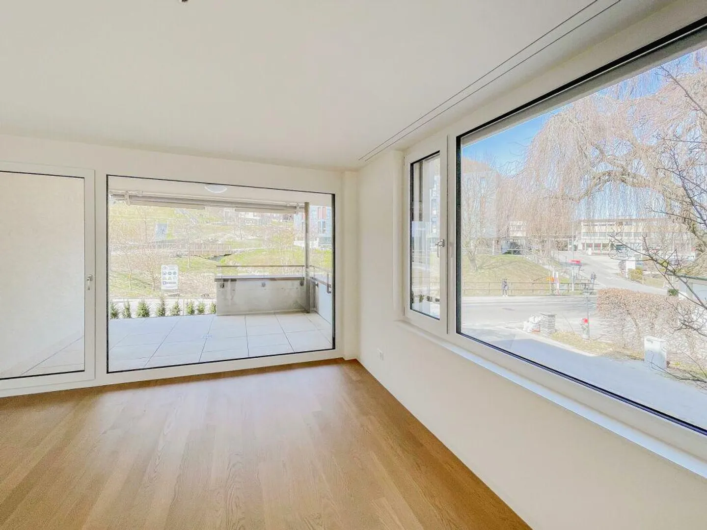 Garden apartment in a preferred location - Photo 7 of 10