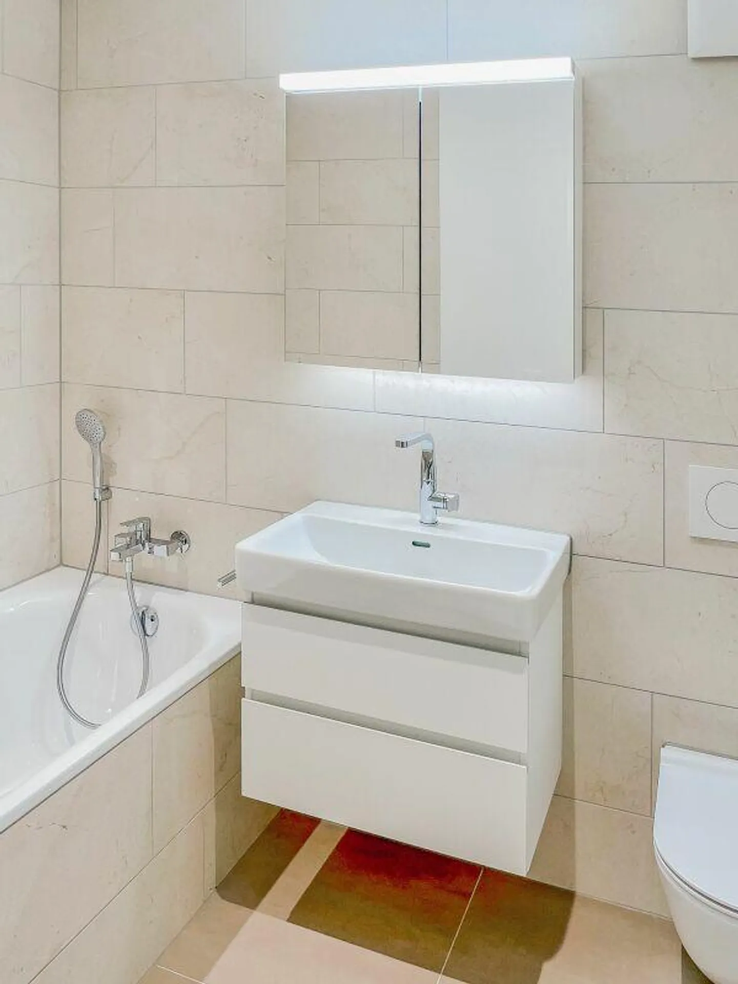 Garden apartment in a preferred location - Photo 9 of 10