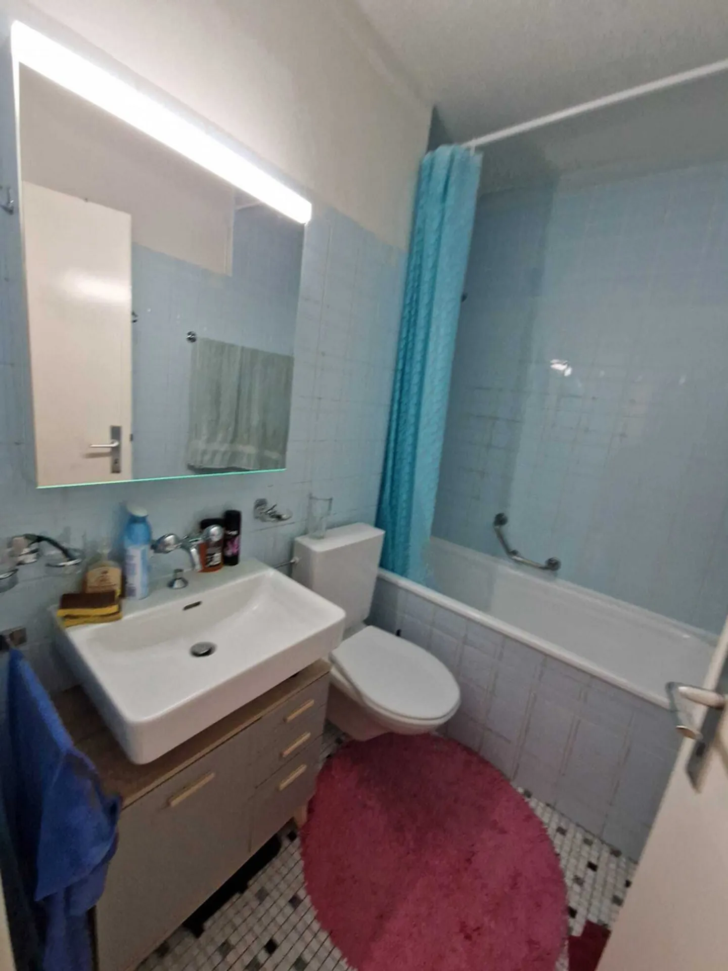 Studio au 2ème étage - Photo 3 sur 5