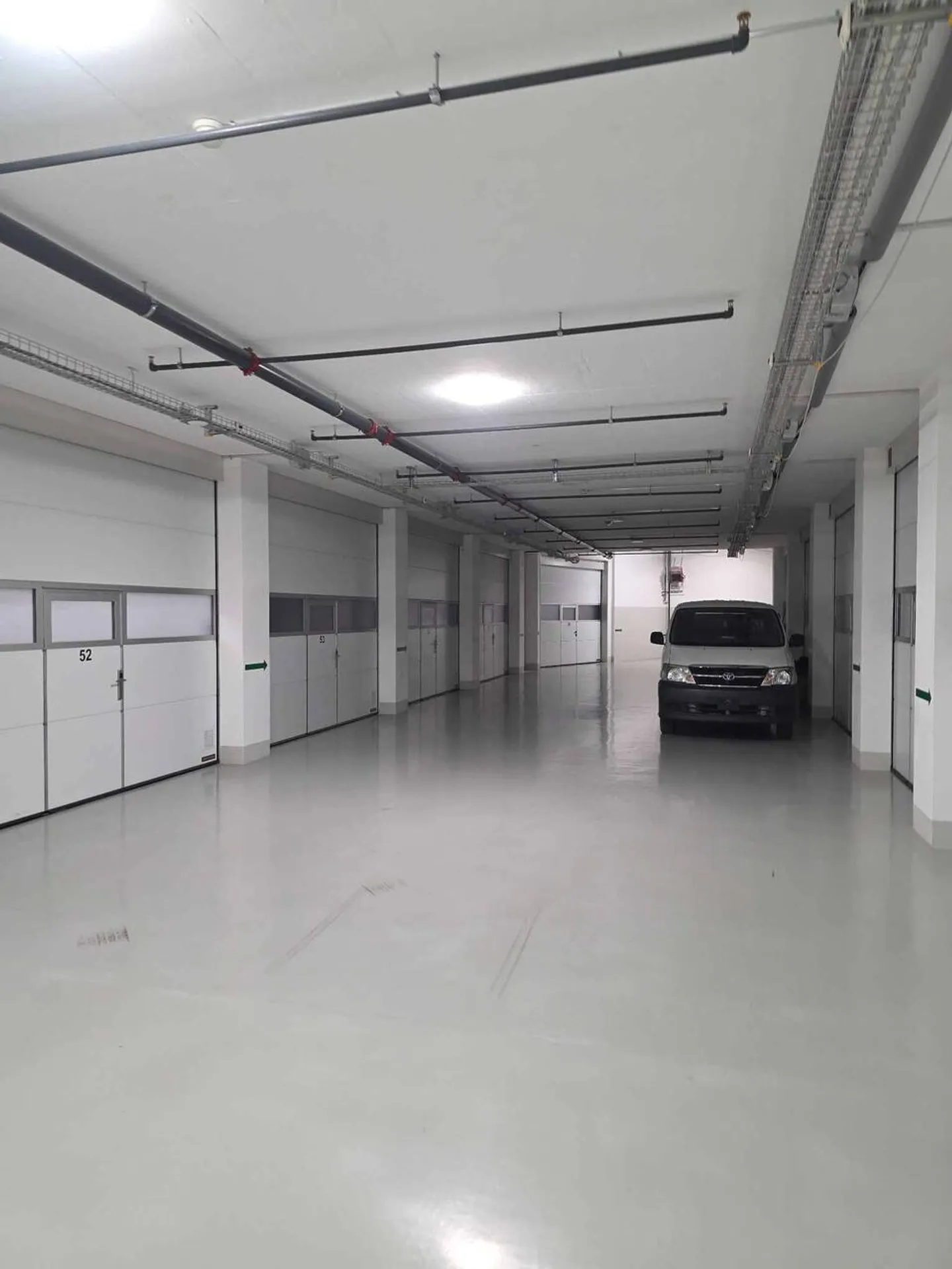 Box et locaux artisanaux à partir de CHF 245'000.- - Photo 4 sur 7