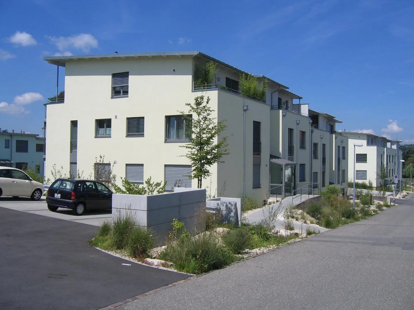 Espaces de studio/bureau de 2 pièces, sous-sol - Photo 4 sur 5