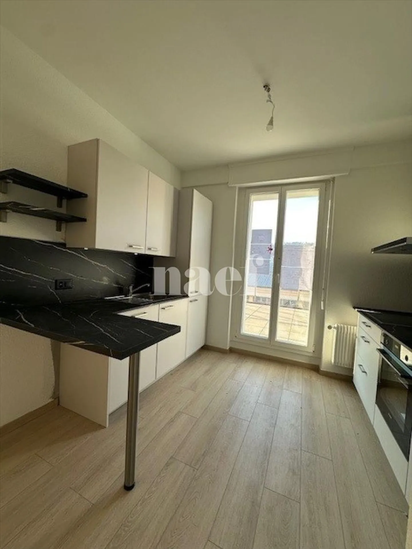 Appartamento di 4 locali - Foto 4 di 12