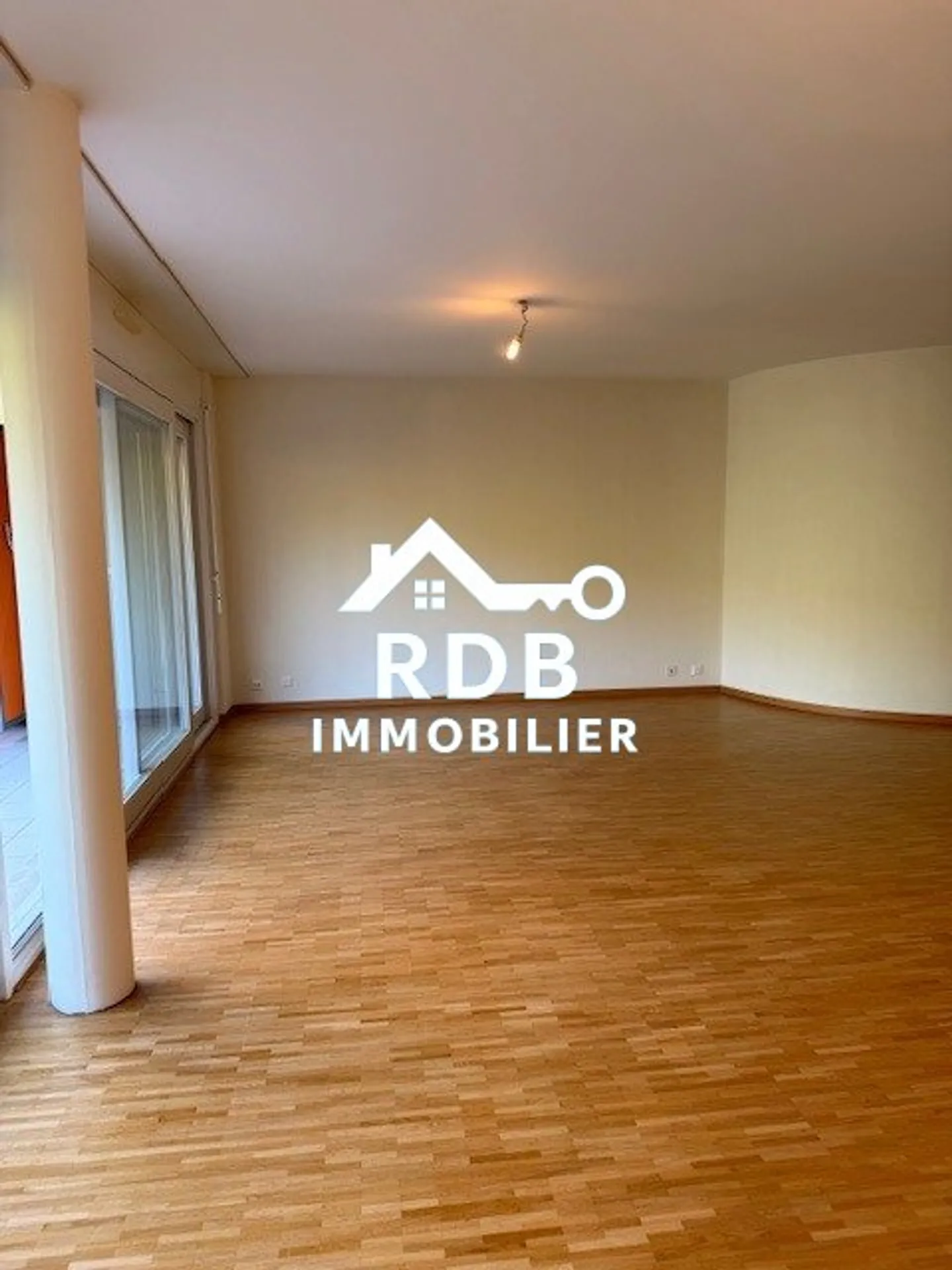 5-room apartment on the 5th floor located in Versoix 1290 - Photo 1 of 9