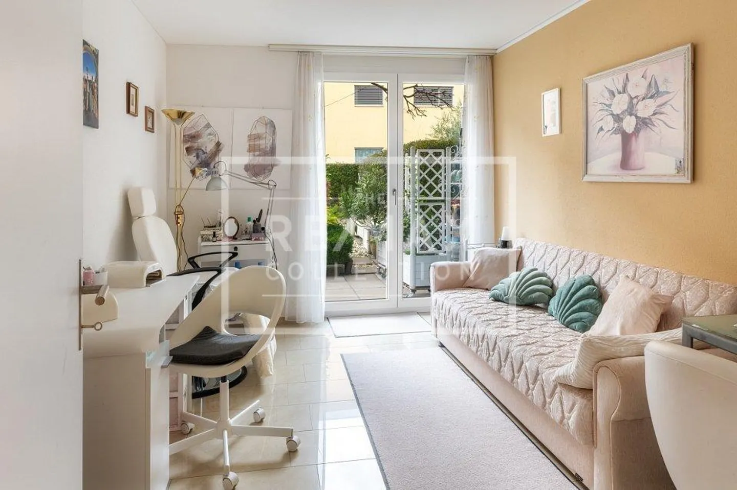 Exclusive 4½ - Room Garden Apartment with Hobby Room - Photo 13 of 13