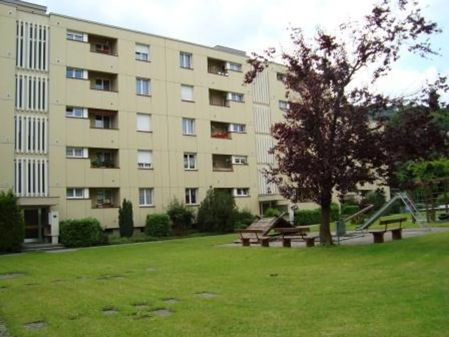 3.5 Room Apartment in a Central but Quiet Location - Photo 1 of 3