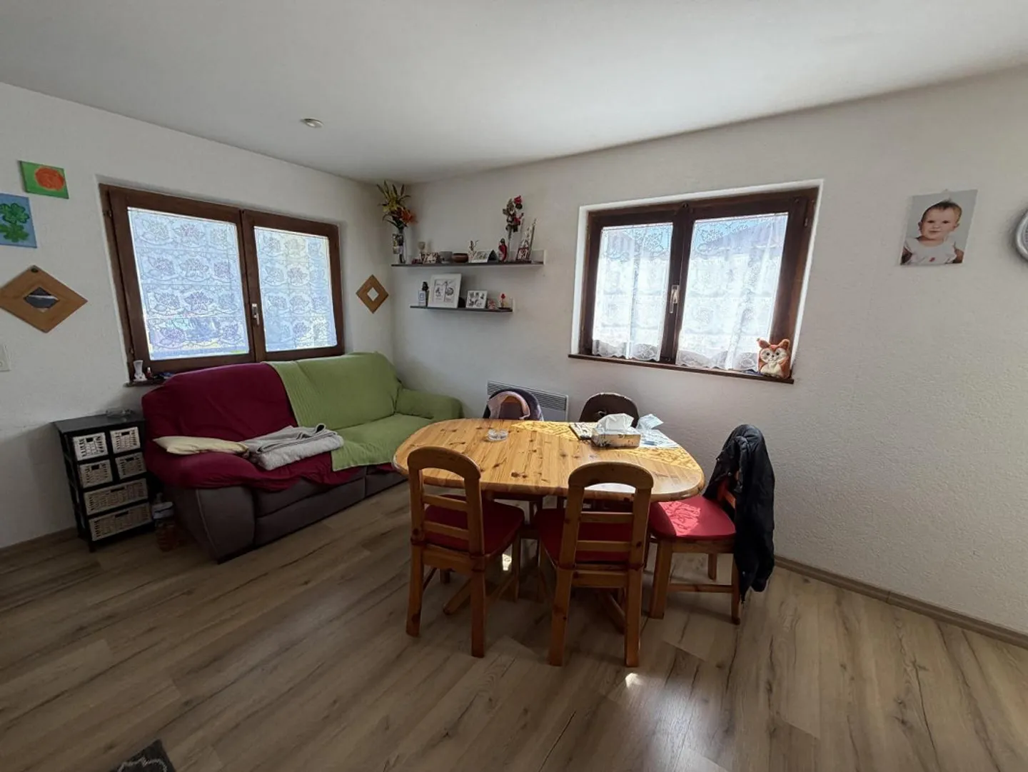 Chalet with two 3-room apartments, large building land in a very sunny location... - Photo 6 of 72