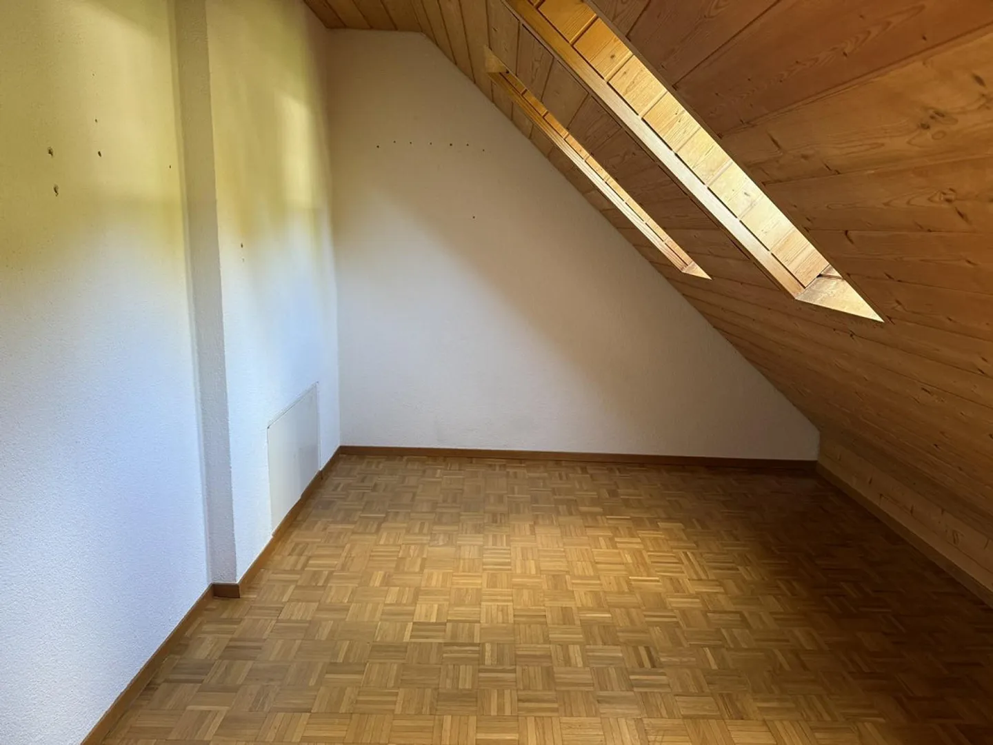 4.5-room maisonette apartment with beautiful views of greenery - Photo 8 of 12