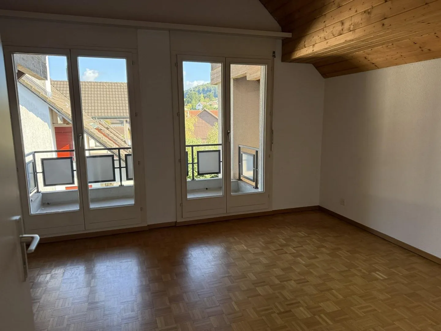4.5-room maisonette apartment with beautiful views of greenery - Photo 10 of 12