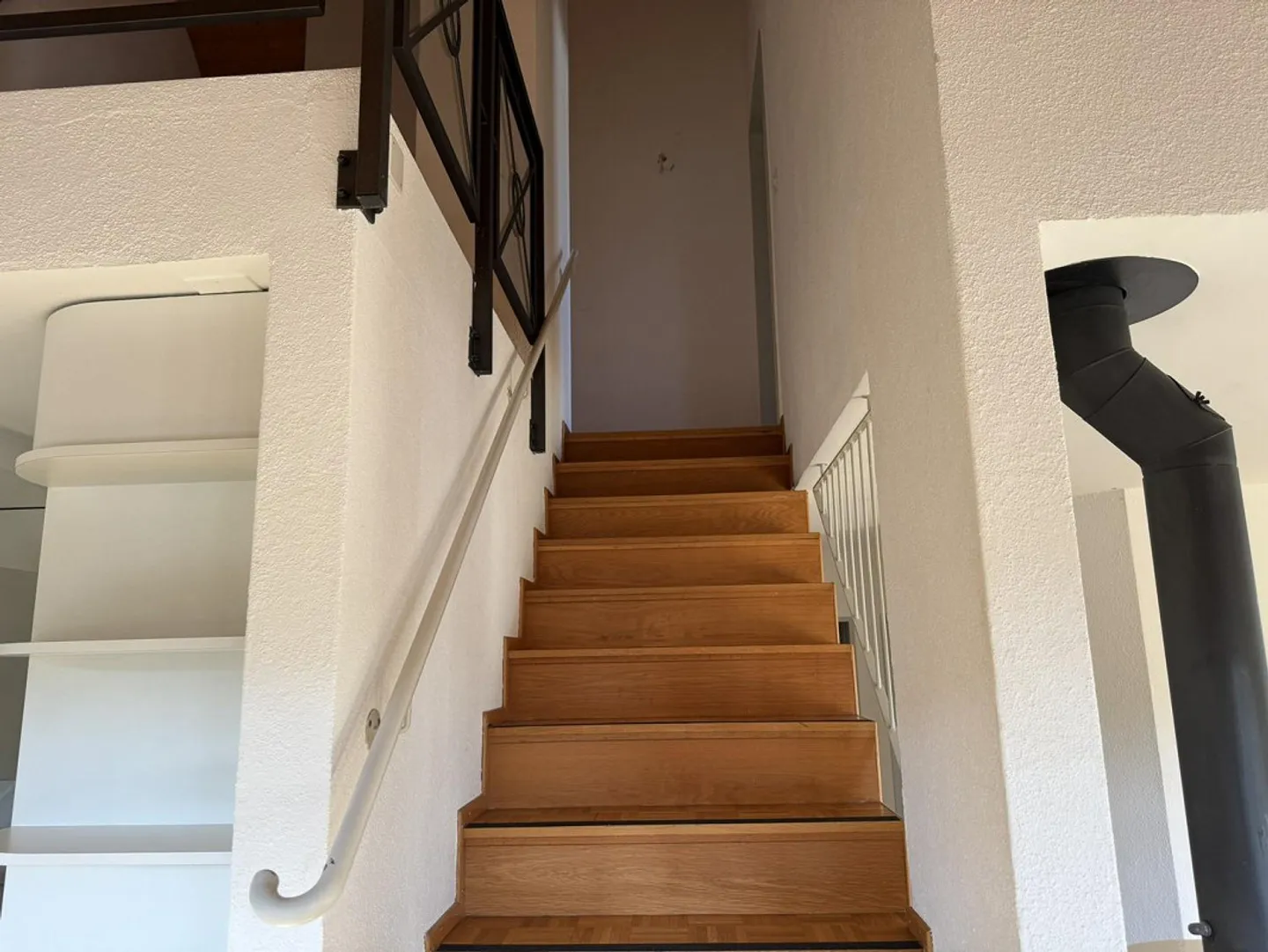 4.5-room maisonette apartment with beautiful views of greenery - Photo 11 of 12