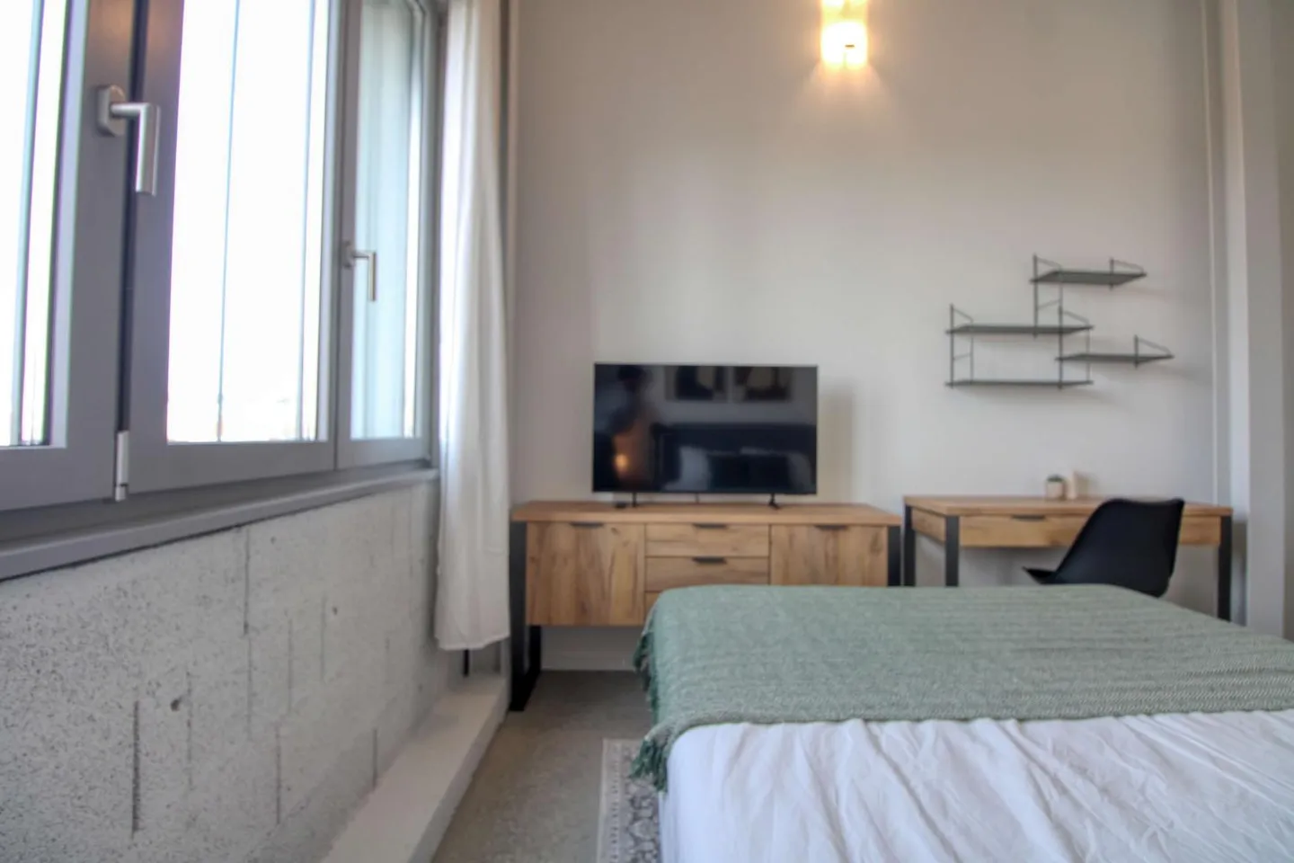 Coliving moderno che unisce intimità, lavoro e vita condivisa a Renens - Foto 9 di 30