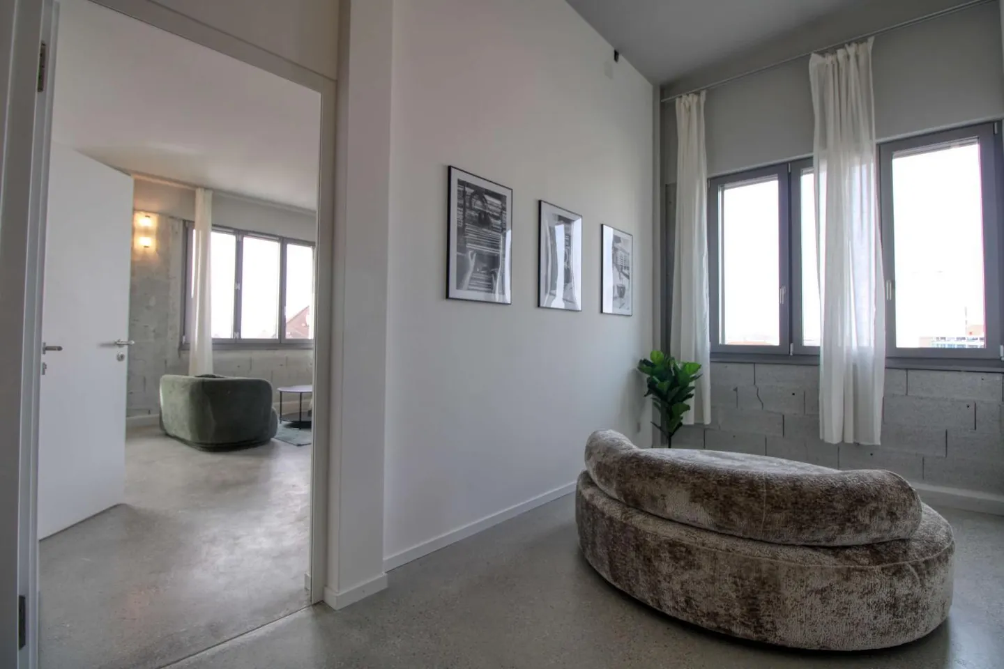 Coliving moderno che unisce intimità, lavoro e vita condivisa a Renens - Foto 29 di 30