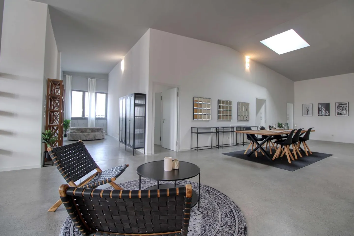 Coliving moderno che unisce intimità, lavoro e vita condivisa a Renens - Foto 24 di 30