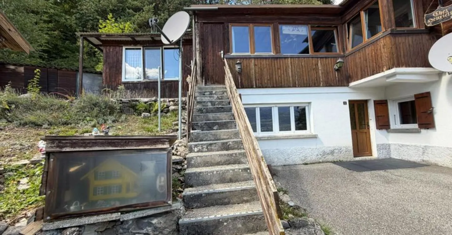 Chalet composed of two apartments - Photo 3 of 10