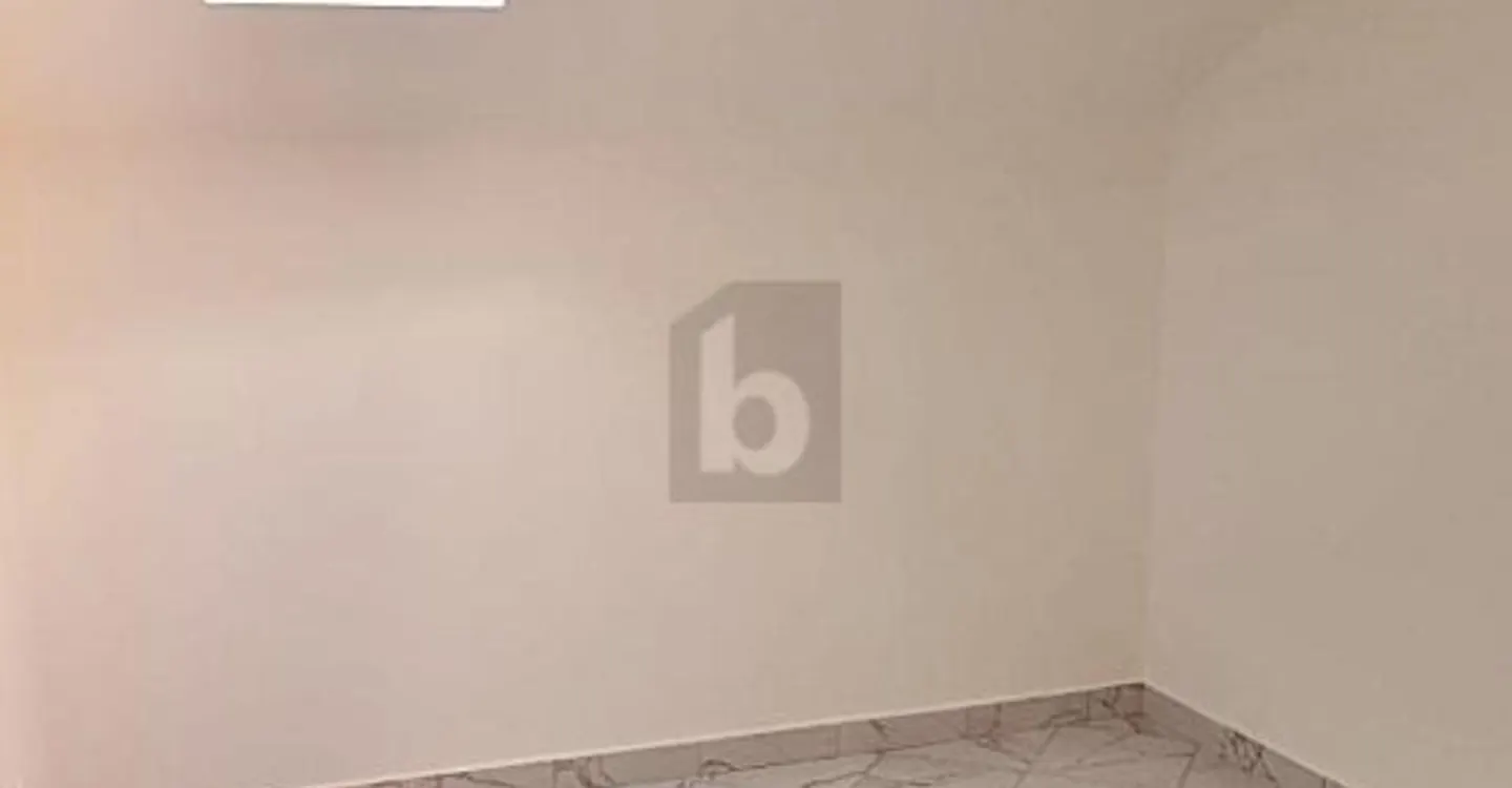 IN UN QUARTIERE TRANQUILLO E BEN COLLEGATO - Foto 4 di 5