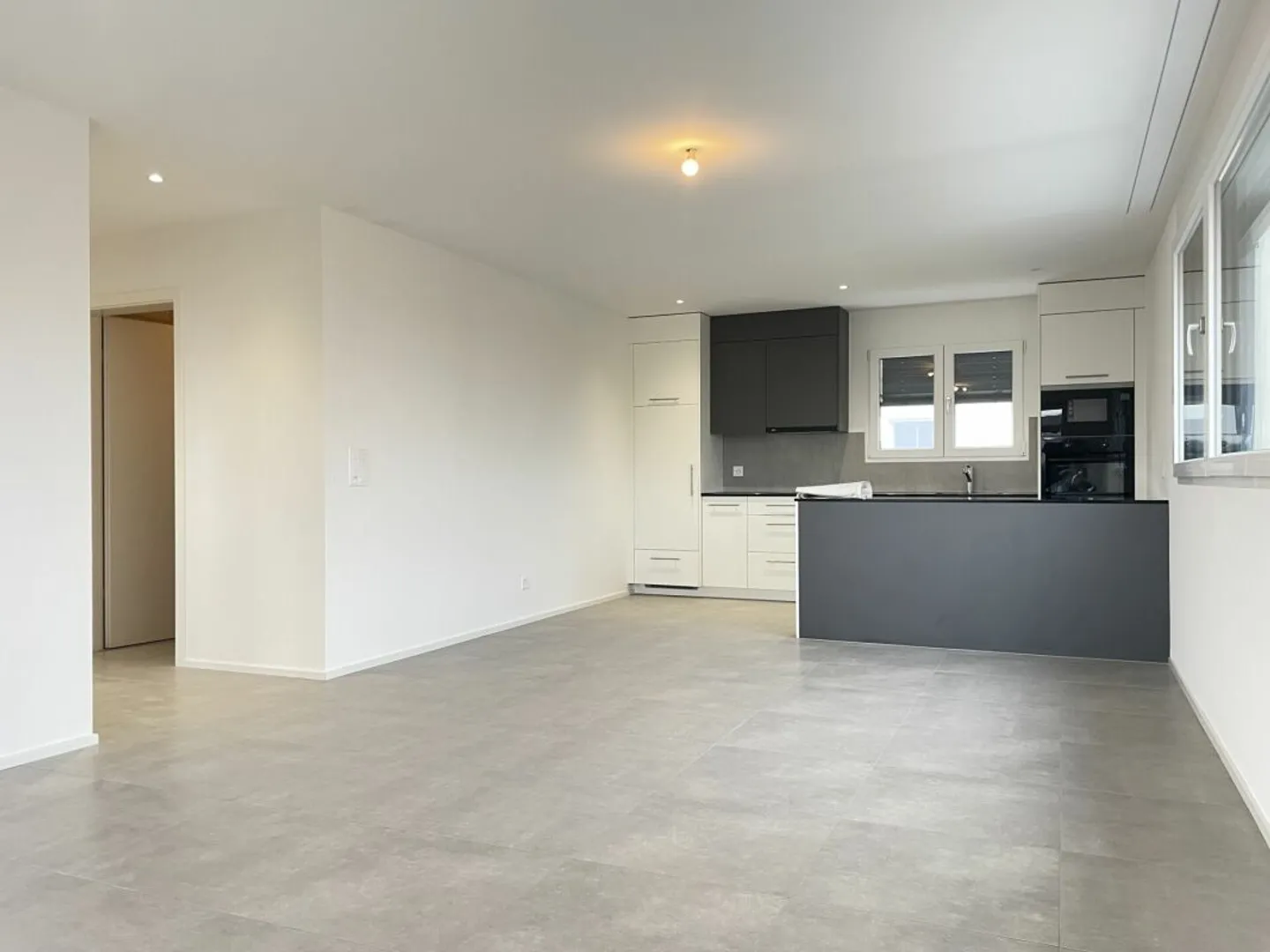 3.5-room apartment on the ground floor in Sugiez - Photo 3 of 10