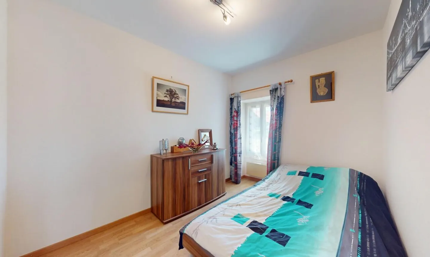 Casa familiare da ristrutturare con potenziale edificabile unico a Fey - Foto 3 di 13