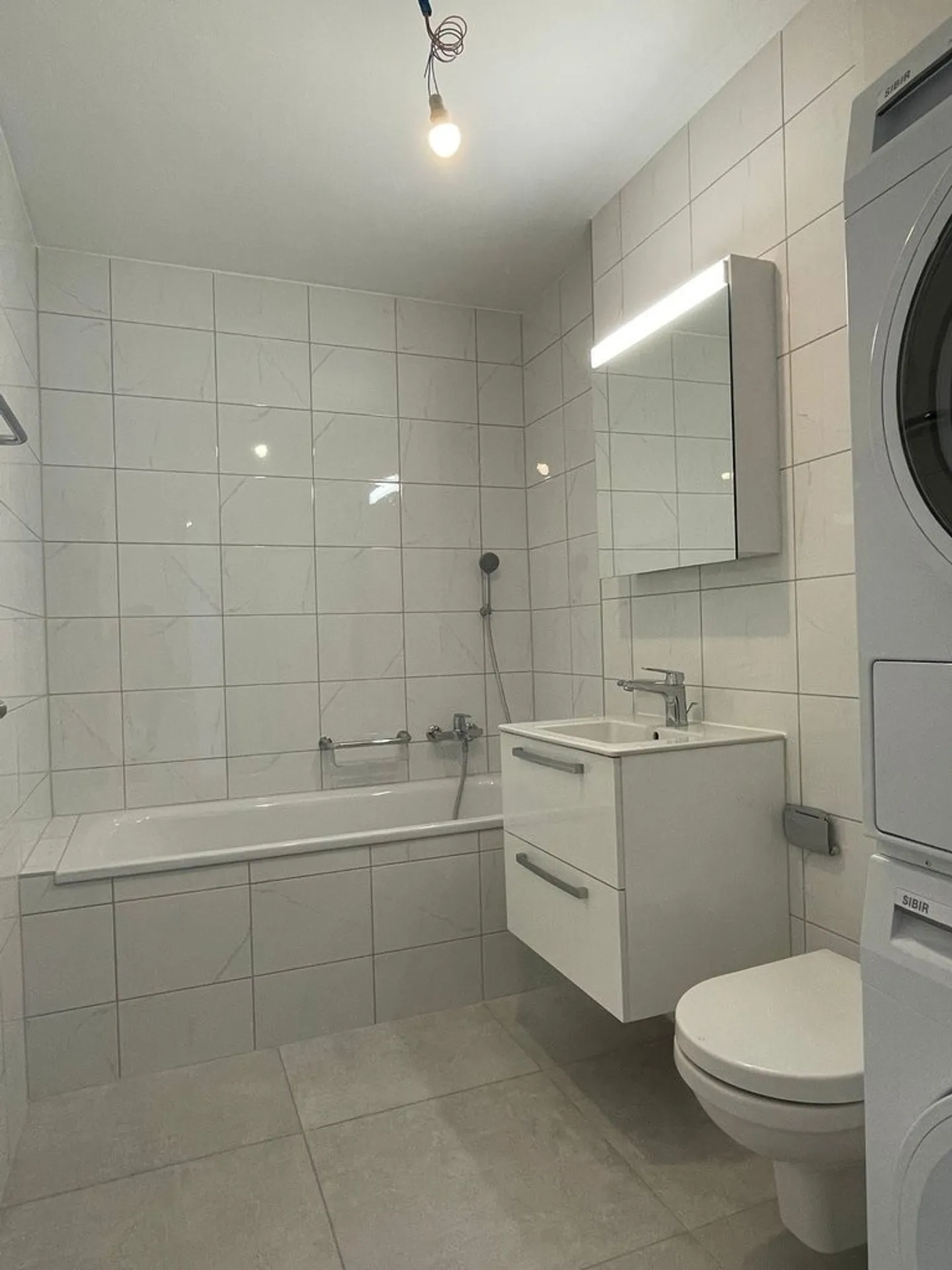 CHAVANNES-LES-FORTS (FR) - 4,5 stanze al 2° piano - Foto 12 di 12