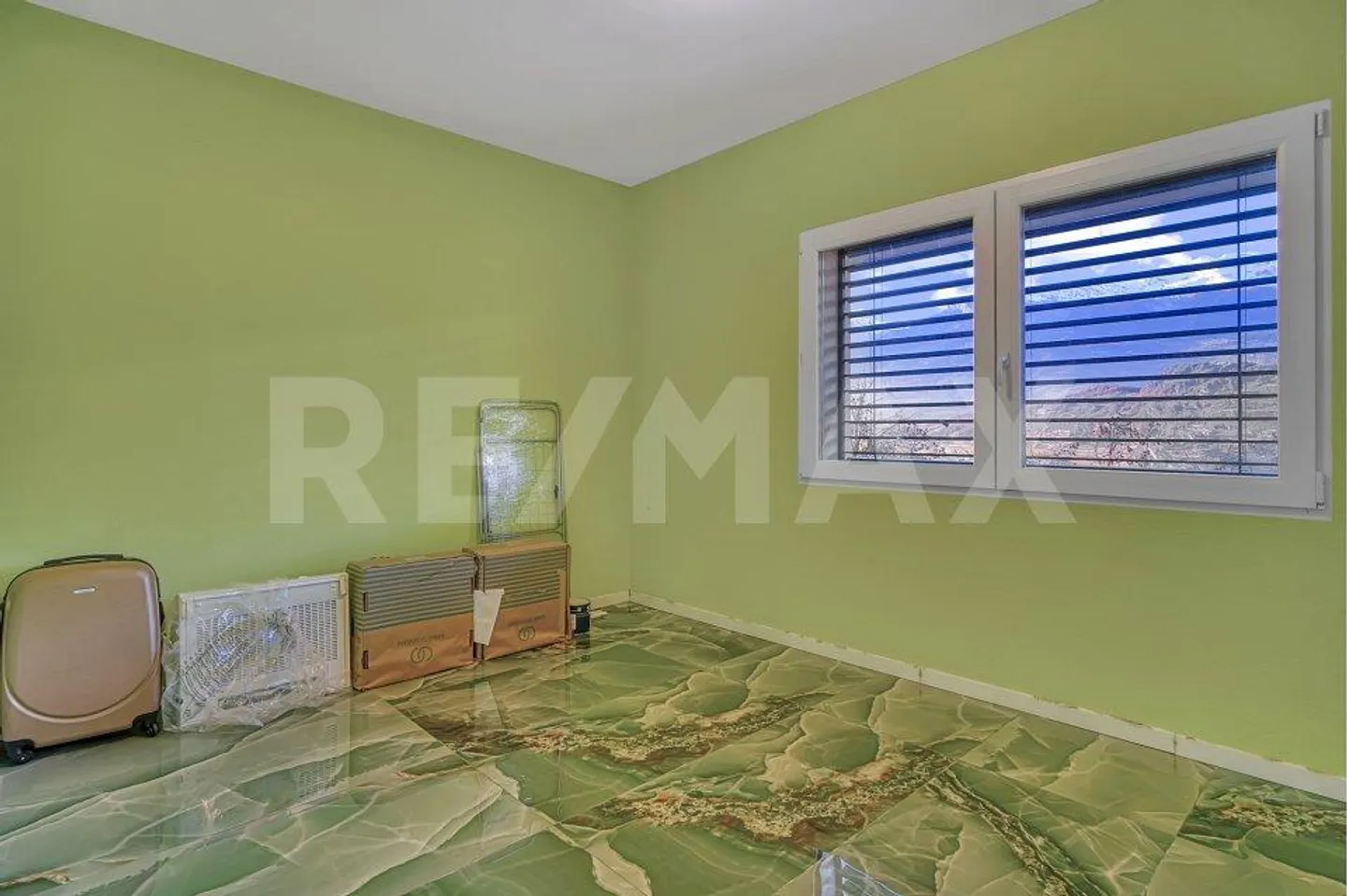 Neubau Villa 2025 | Duplex 4.5p 151m² Glas-Terrasse | Talblick - Foto 7 von 8