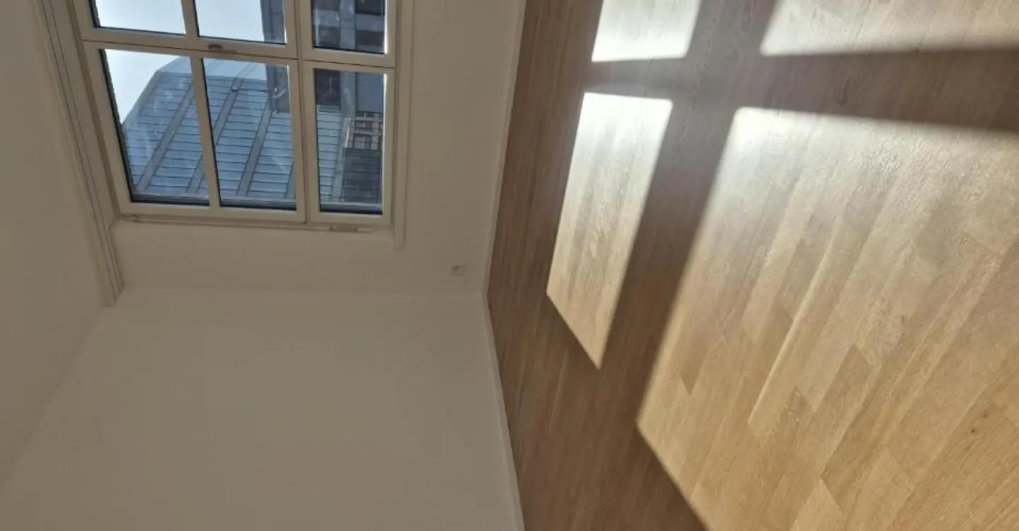 Eine angenehme Wohnumgebung nur wenige Schritte von allen Annehmlichkeiten entfernt - Foto 1 von 11