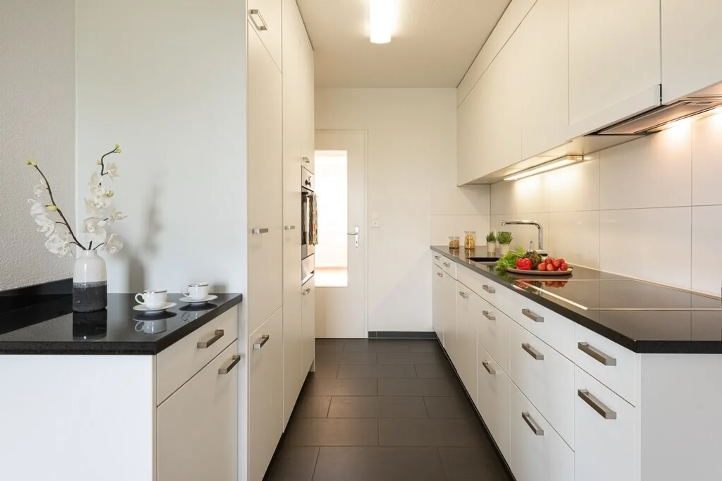 Your new apartment with a view of greenery - Photo 5 of 7
