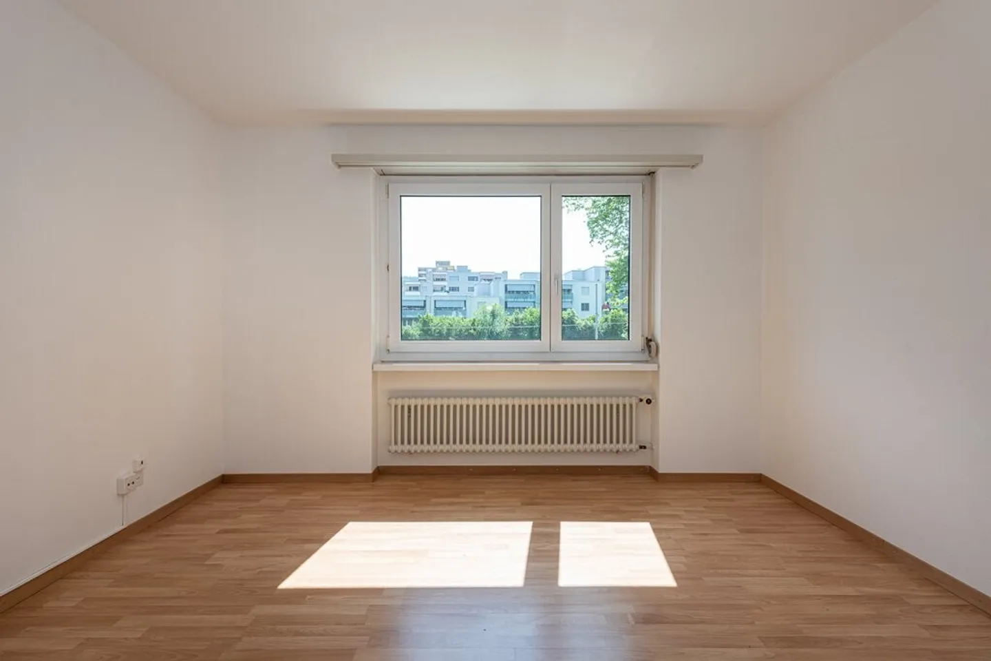 Your new apartment with a view of greenery - Photo 4 of 7