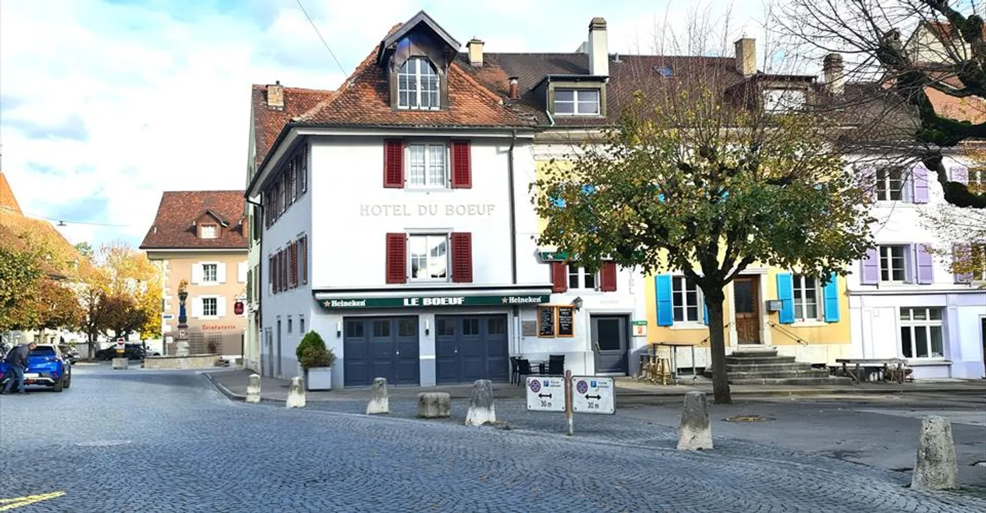 Charmant Hôtel-Restaurant à Delémont - Photo 1 sur 28