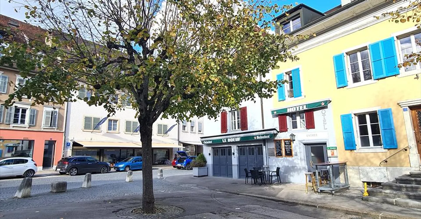 Charmant Hôtel-Restaurant à Delémont - Photo 2 sur 28
