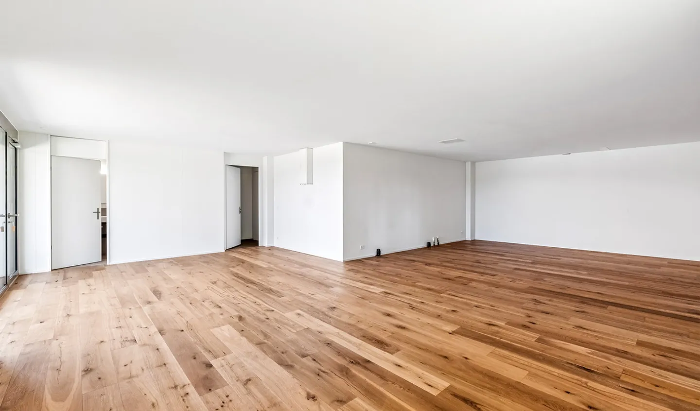 Modernes Gewerbeobjekt in Schötz - Foto 7 von 11