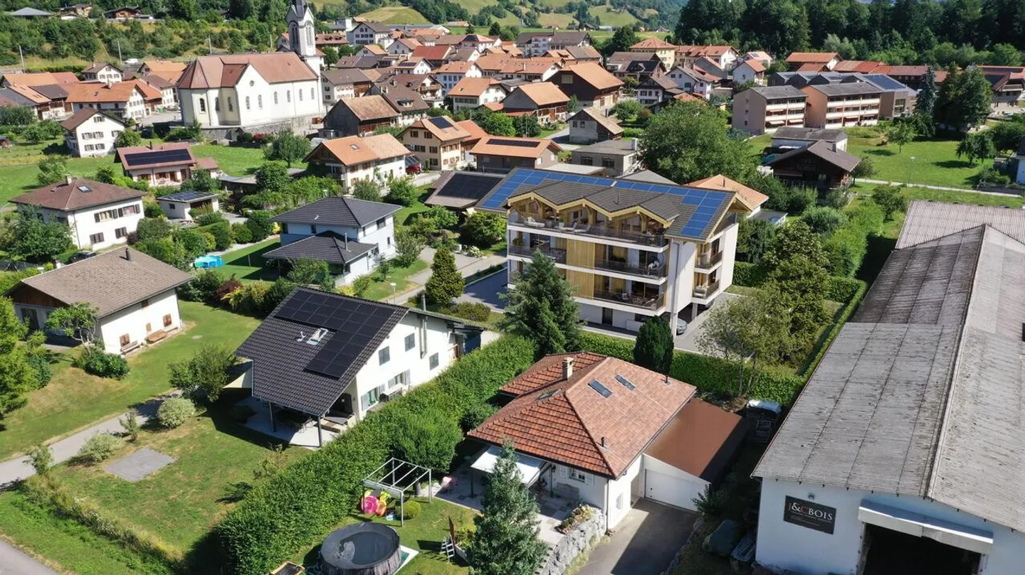 Superbe appartement neuf haut de gamme de 3,5 pièces au coeur de l'Intyamon ! - Foto 3 di 3