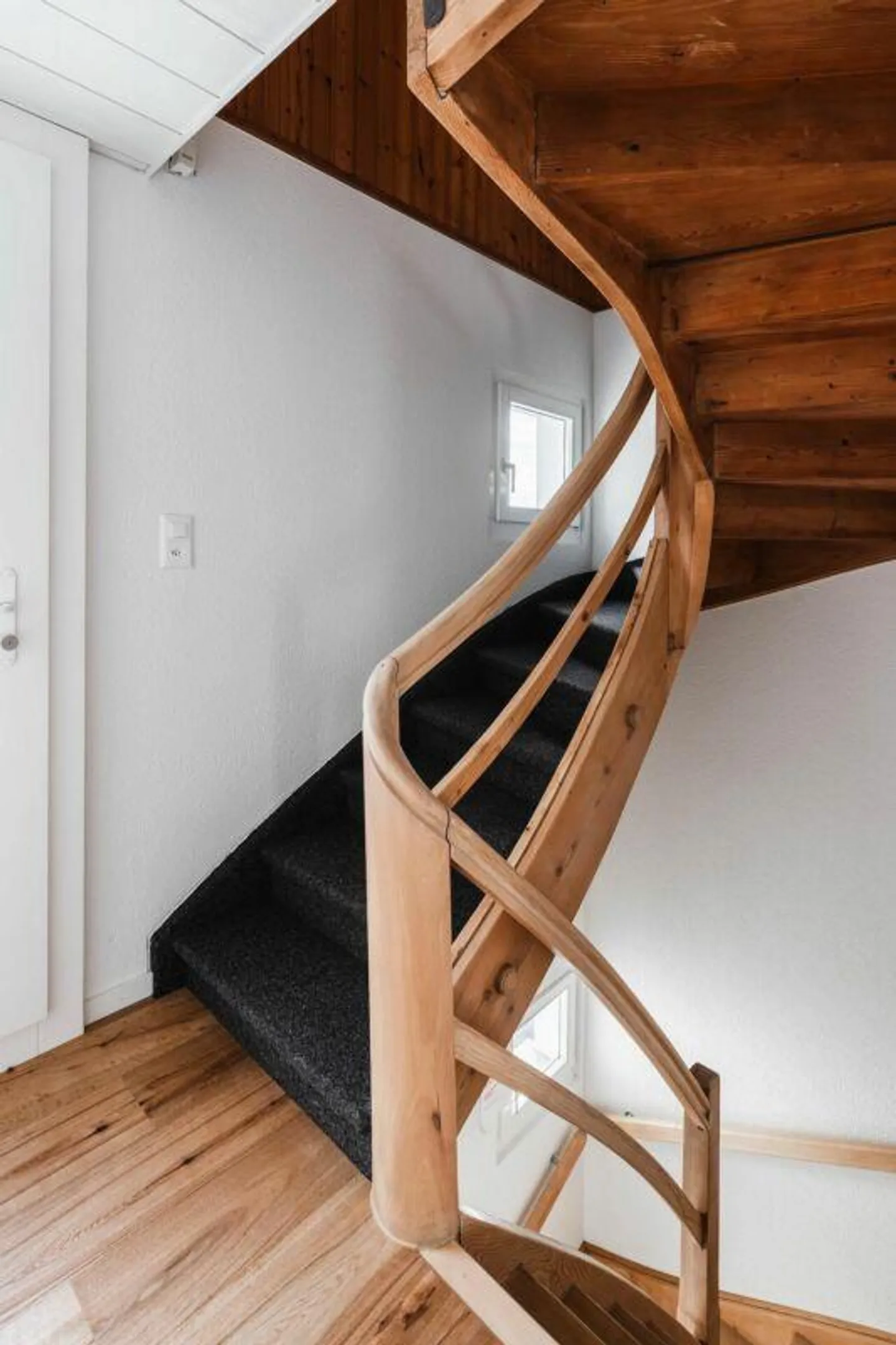 Single-family house with 5.5-room maisonette apartment - Photo 10 of 19