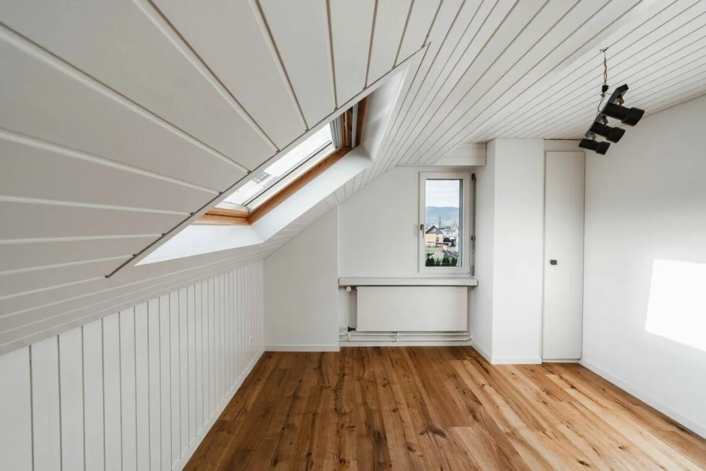 Single-family house with 5.5-room maisonette apartment - Photo 14 of 19
