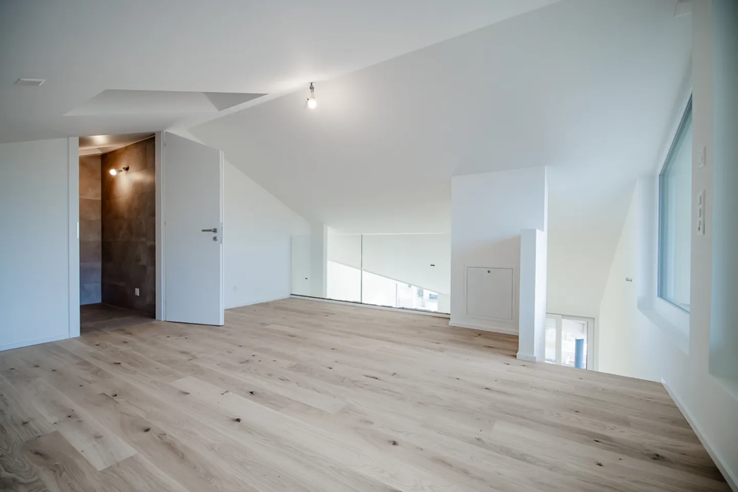 Wunderschöne neue Duplex-Penthouse in St-Prex, nur wenige Schritte vom See entfernt! - Foto 6 von 12