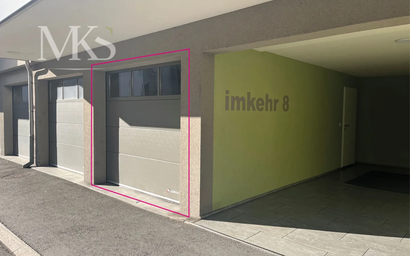 Garage in una posizione centrale a Naters in affitto - Foto 1 di 2