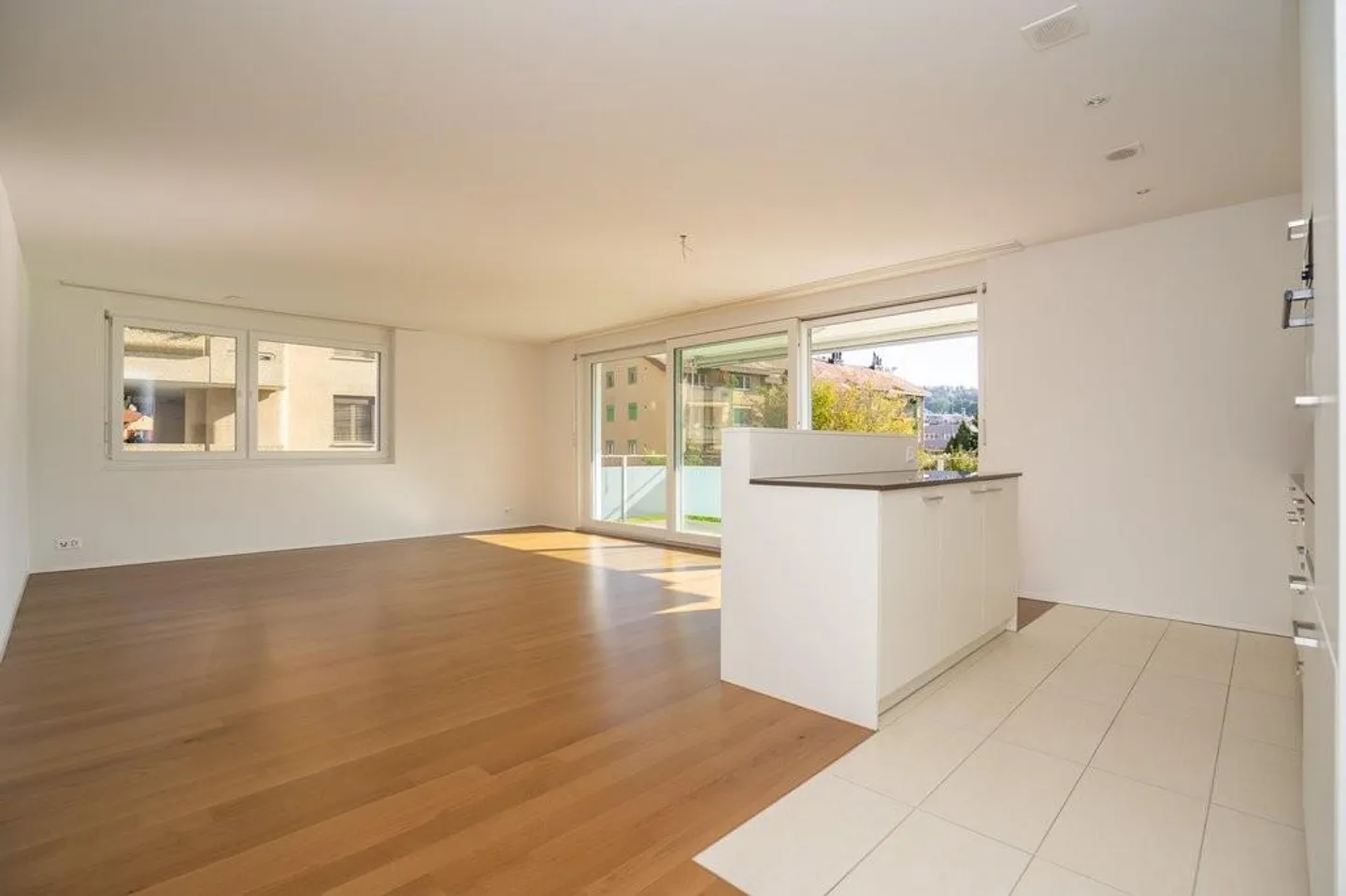 moderne 3.-Zimmer-Wohnung mit eigenem Waschturm - Photo 3 of 9