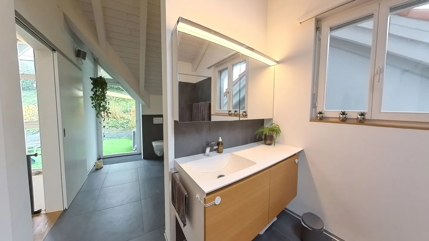 Maisonette moderna con terrazza - Foto 9 di 11