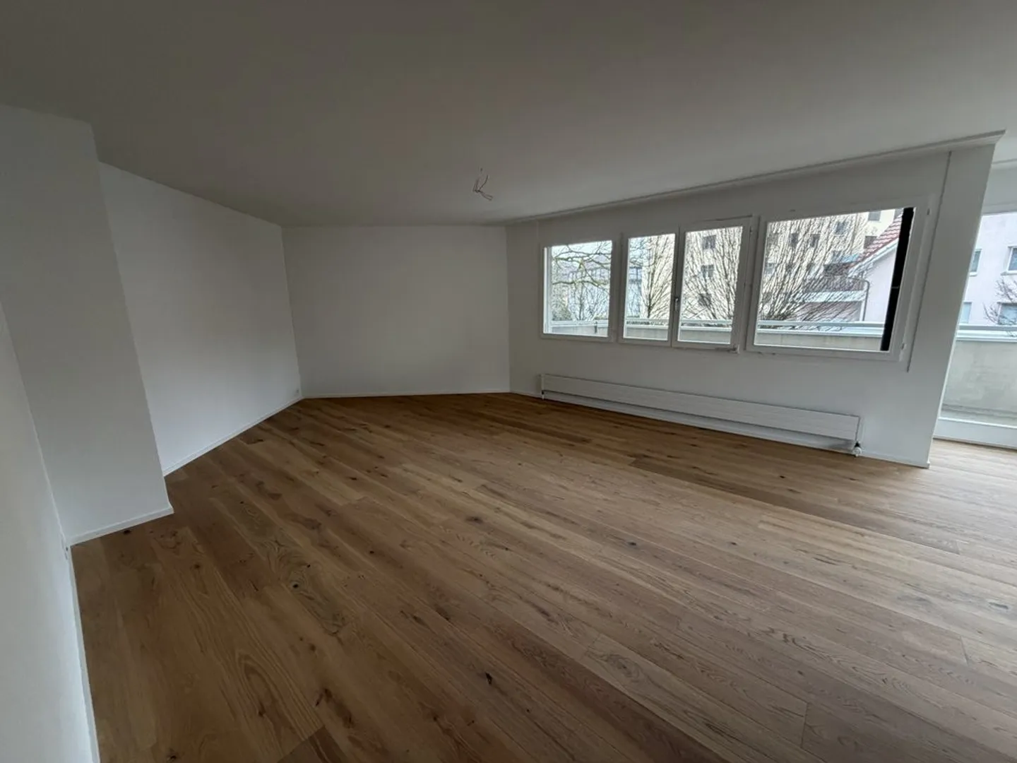 Récemment rénové et élégamment redessiné - vivre comme dans un bâtiment neuf ! - Photo 2 sur 10
